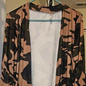 Long Camouflage Cardigan, Large, NEW